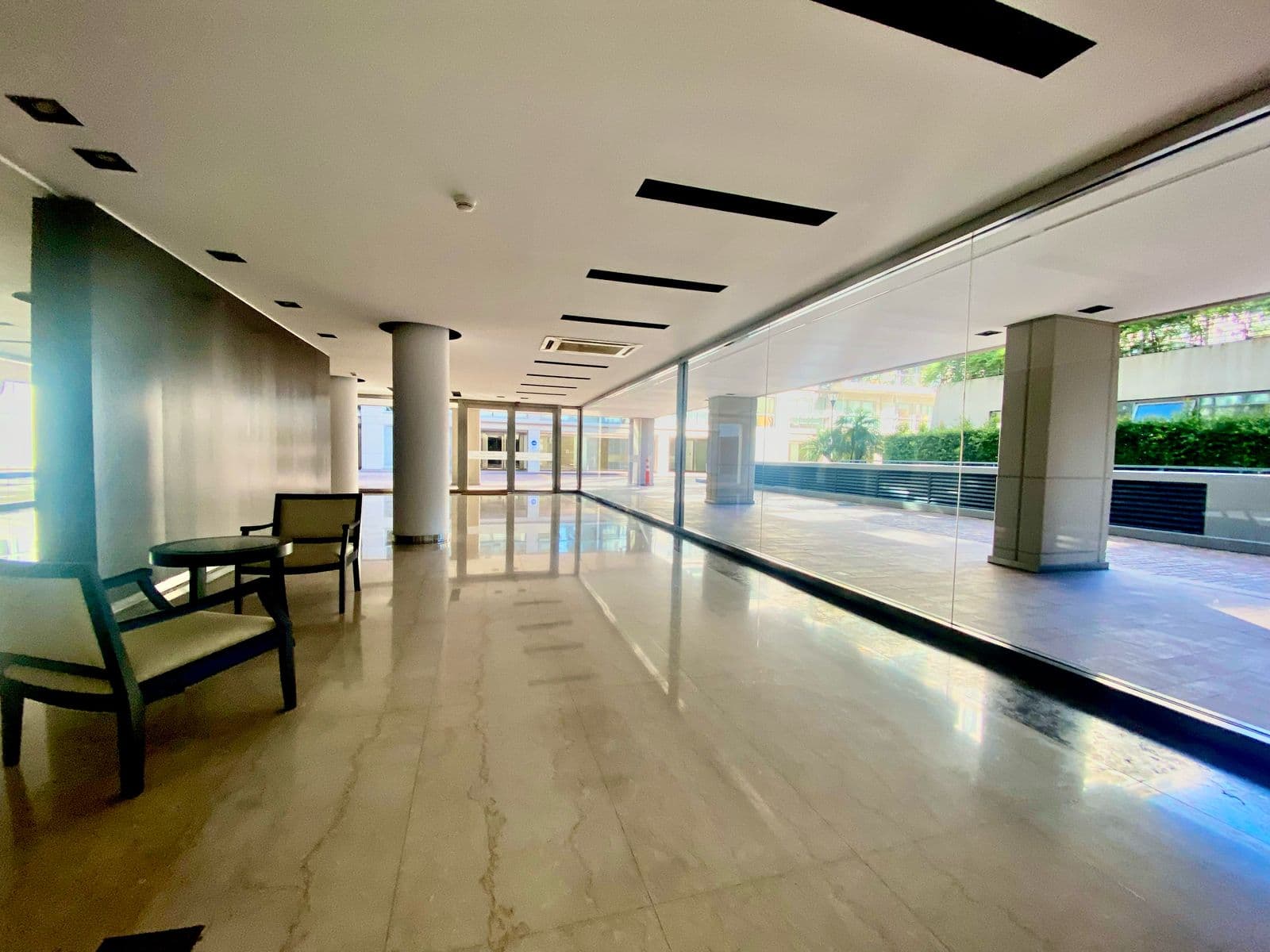 3-ROOM APARTMENT FOR SALE WITH MAID'S QUARTERS, 3 PARKING SPACES - PUERTO MADERO