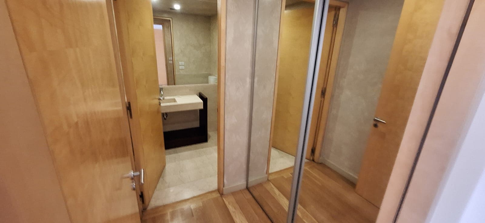 5-ROOM APARTMENT FOR SALE with 3 Parking Spaces (optional) and Storage Room - PUERTO MADERO