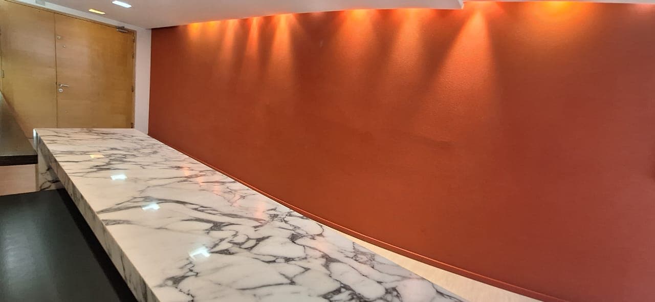 FURNISHED CORPORATE OFFICE FOR SALE WITH 2 PARKING SPACES - PUERTO MADERO