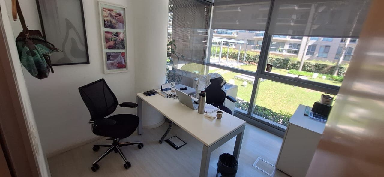 FURNISHED CORPORATE OFFICE FOR SALE WITH 2 PARKING SPACES - PUERTO MADERO