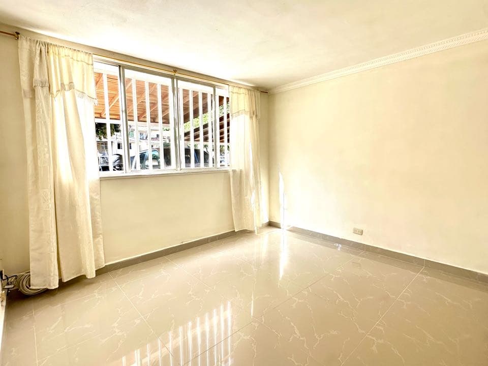 House for Sale in the Valadares neighborhood, Bello—Paraíso Residential Complex