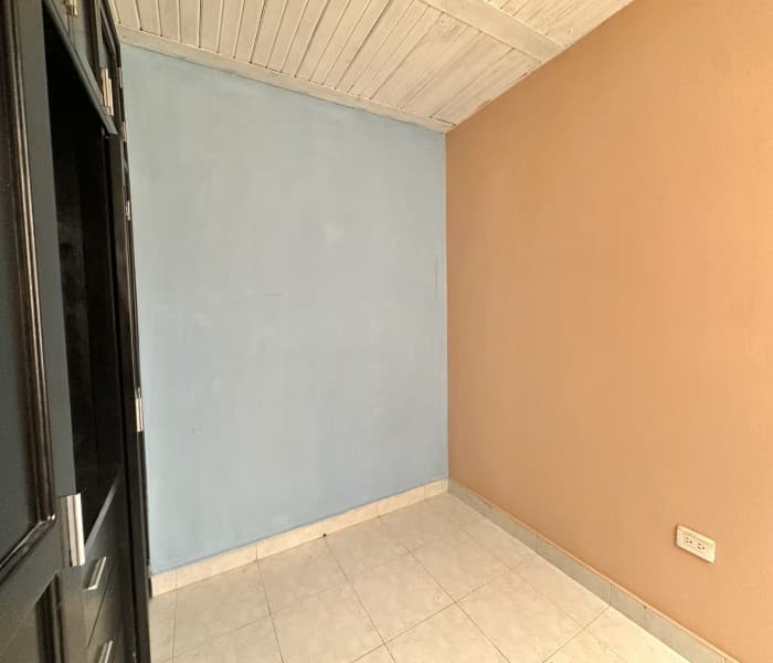 Duplex House for Sale in the Niquia Los Angeles Neighborhood, Bello—Near the Comfenalco Library