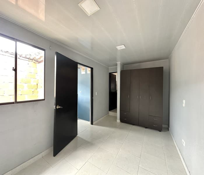 Duplex House for Sale in the Niquia Los Angeles Neighborhood, Bello—Near the Comfenalco Library