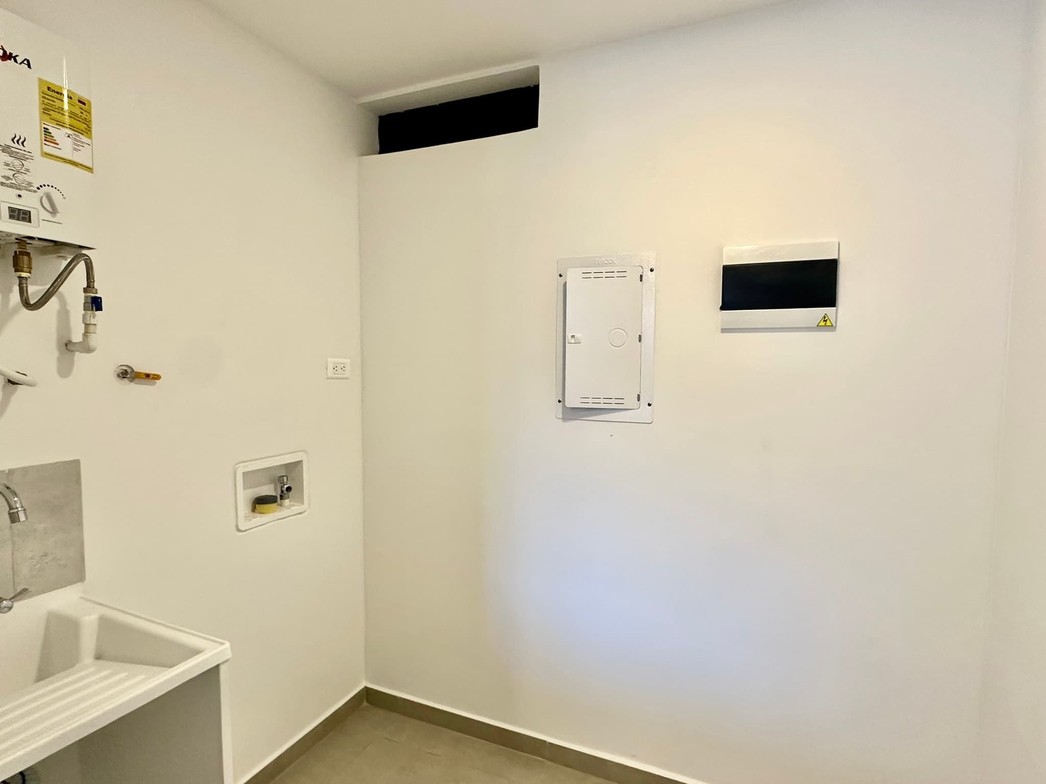 Apartment for sale in the Cabañas neighborhood, Bello—Unit C26