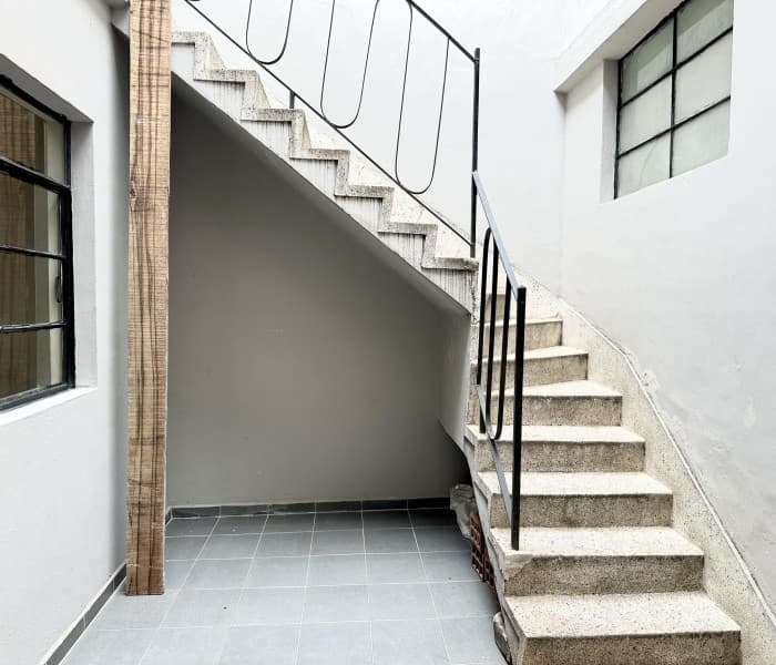 Local House, Second Floor, Duplex for Sale in the Jesús Nazareno-Medellín Chagualo Area, Near Aventura Shopping Center