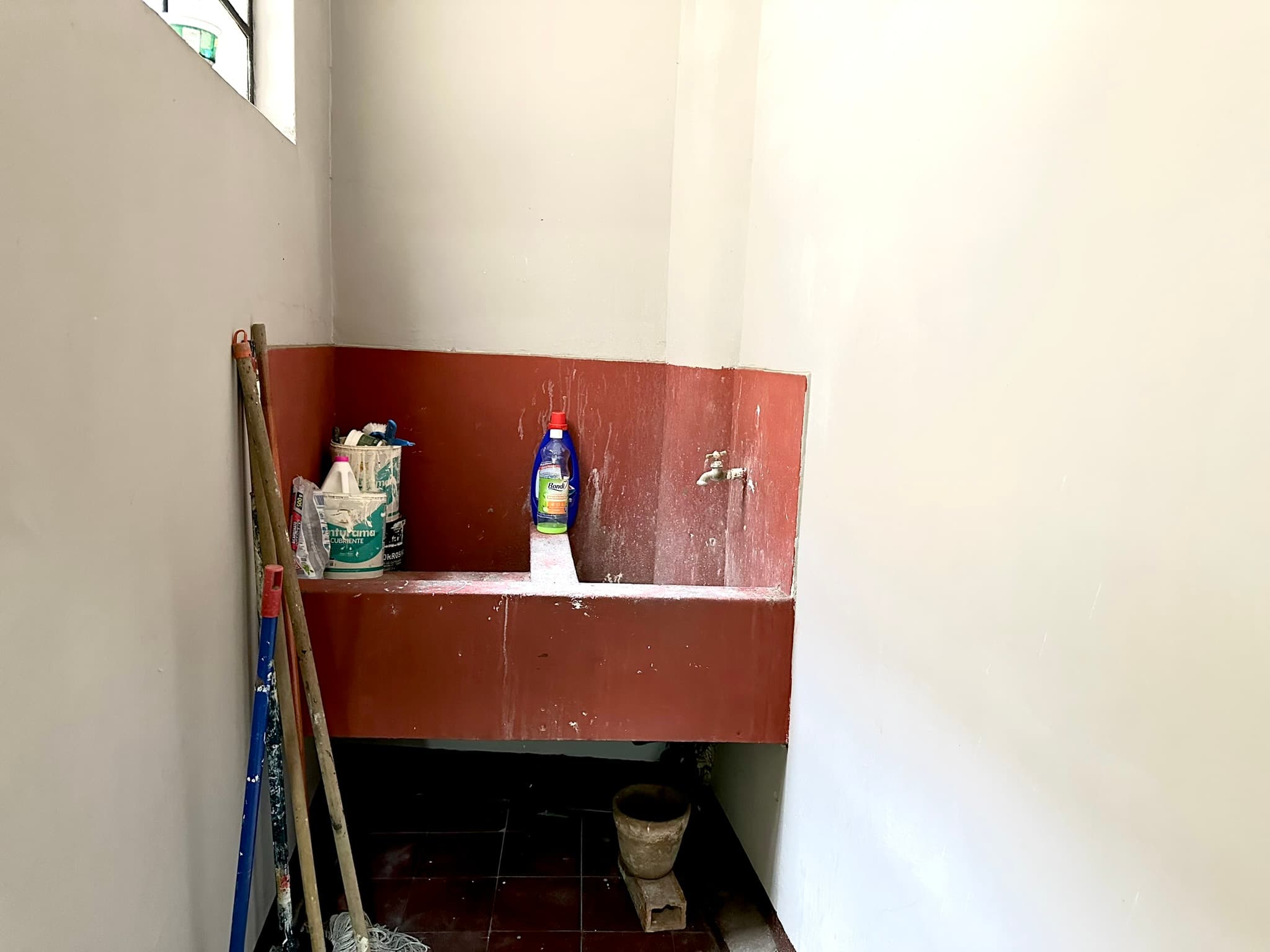 Local House, Second Floor, Duplex for Sale in the Jesús Nazareno-Medellín Chagualo Area, Near Aventura Shopping Center