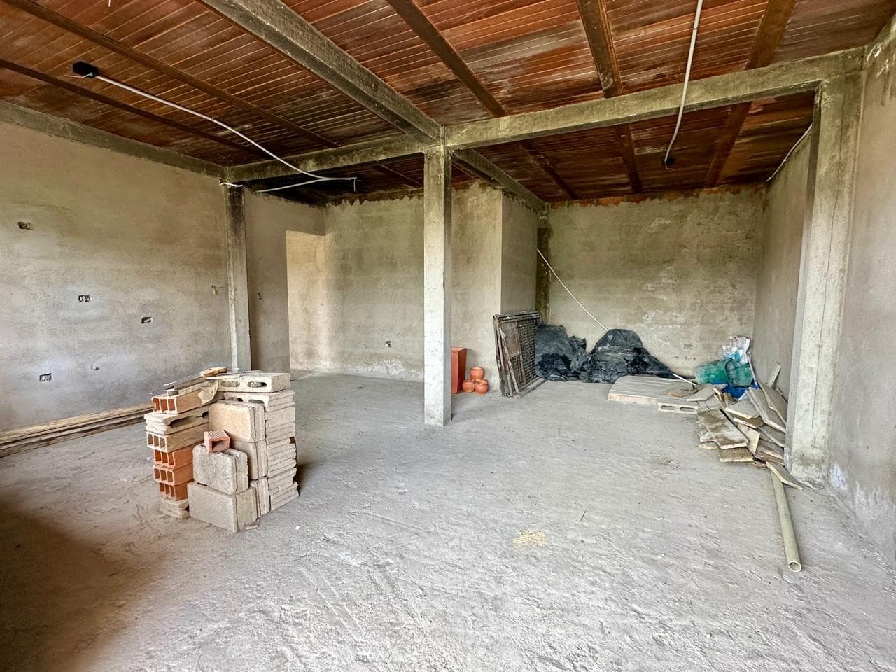 Gray House Under Construction with Lot for Sale in Girardota, El Totumo Neighborhood