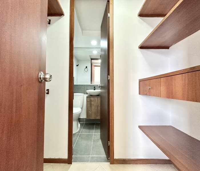 Apartment for Sale in the Loma del Indio Area, Poblado—Reserva de San Diego Unit
