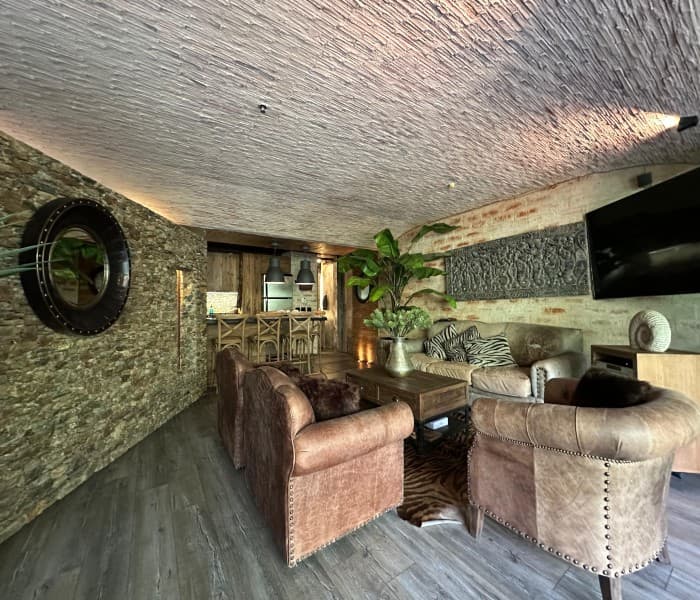 Apartment for Sale, Loma Del Encierro Area, Poblado—Acquavella Complex