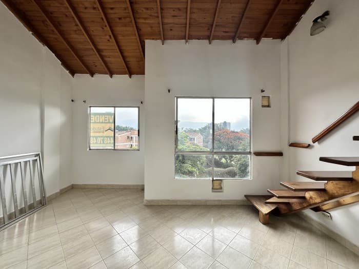 Duplex Apartment for Sale in the Santa Lucía Area—Jardines de Babilonia Development
