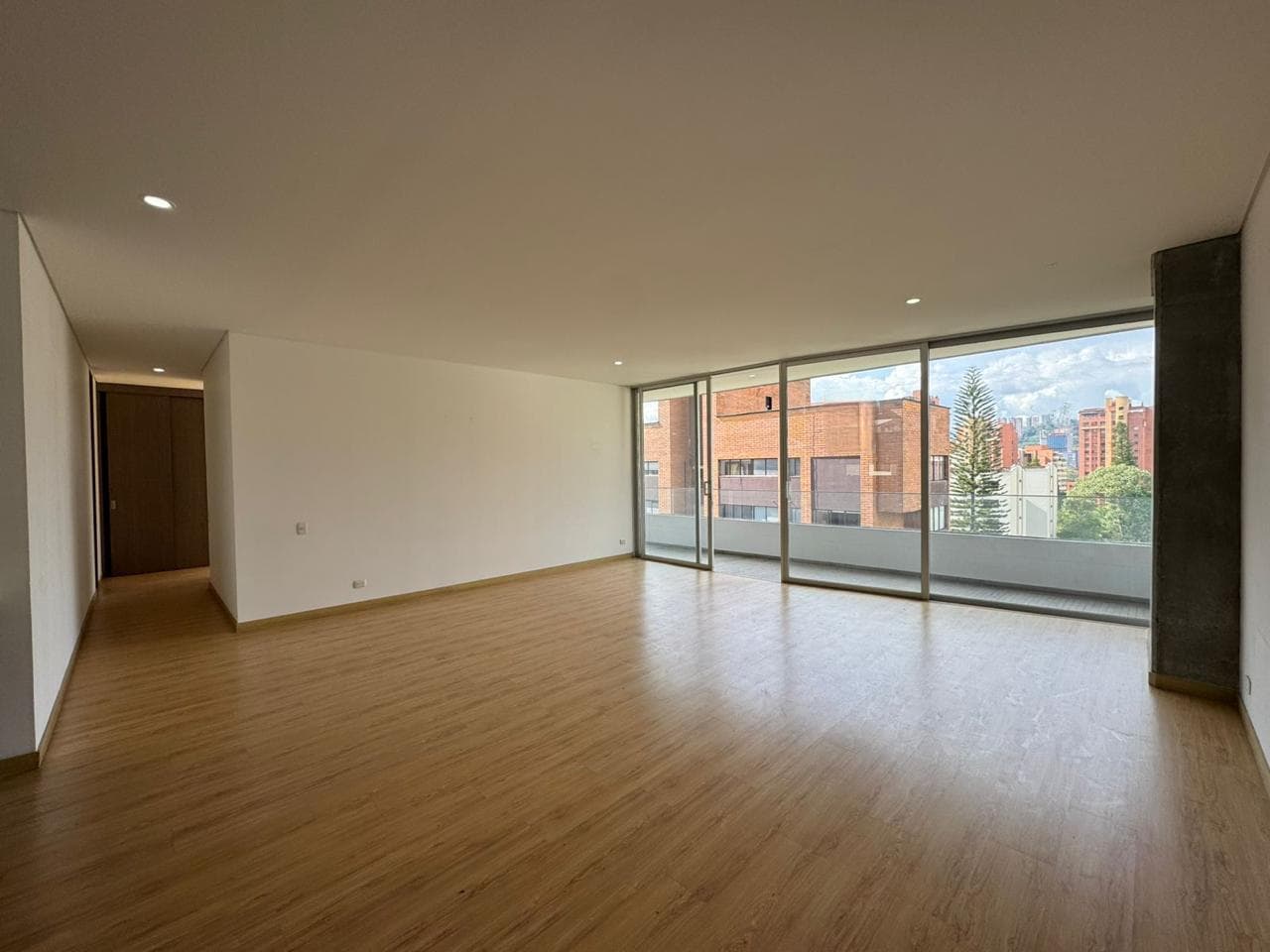 Apartment for Sale, Loma de los Parra Neighborhood, El Poblado—Obra Diecinueve Building