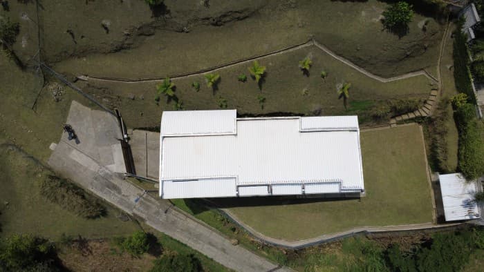 COUNTRY HOUSE IN A SUBDIVISION IN COPACABANA