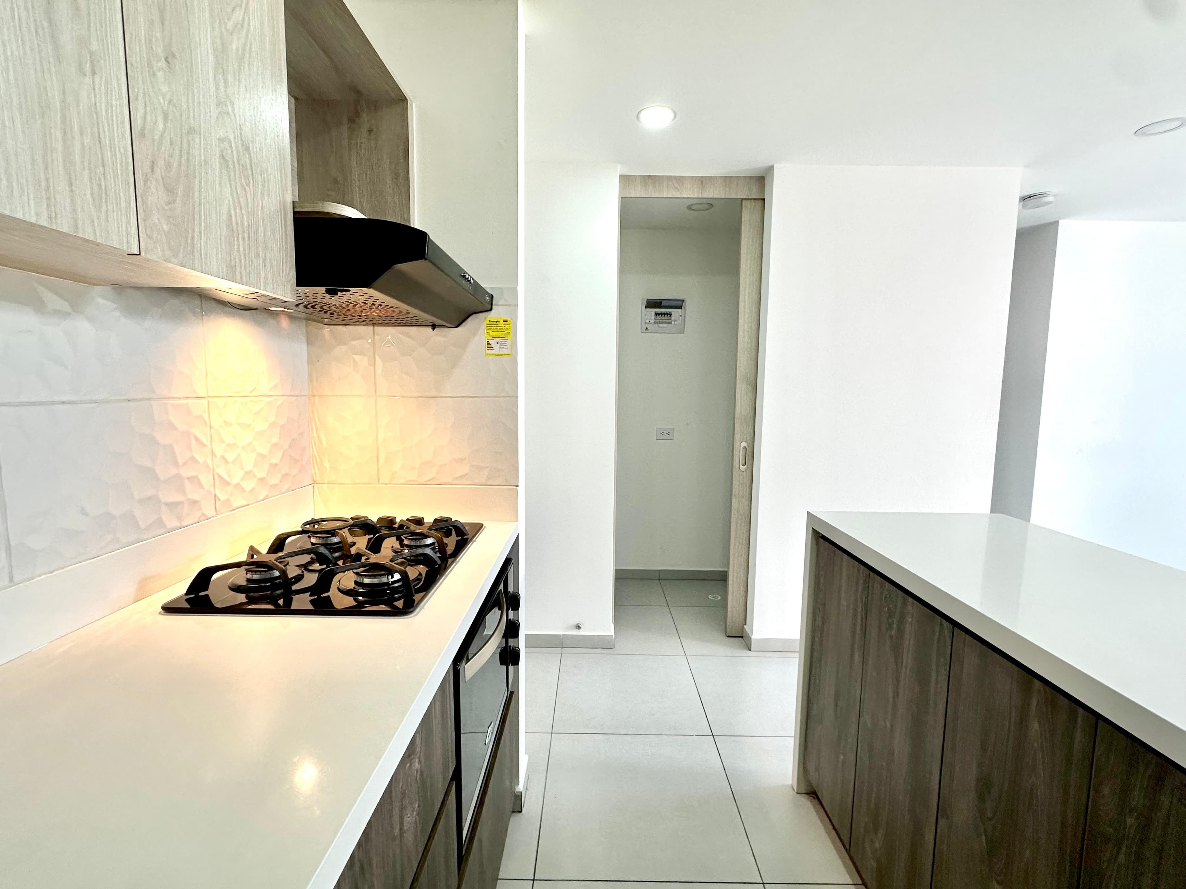 Apartment for Sale in Medellín, San Diego Poblado Neighborhood, Metropolitan Apartments