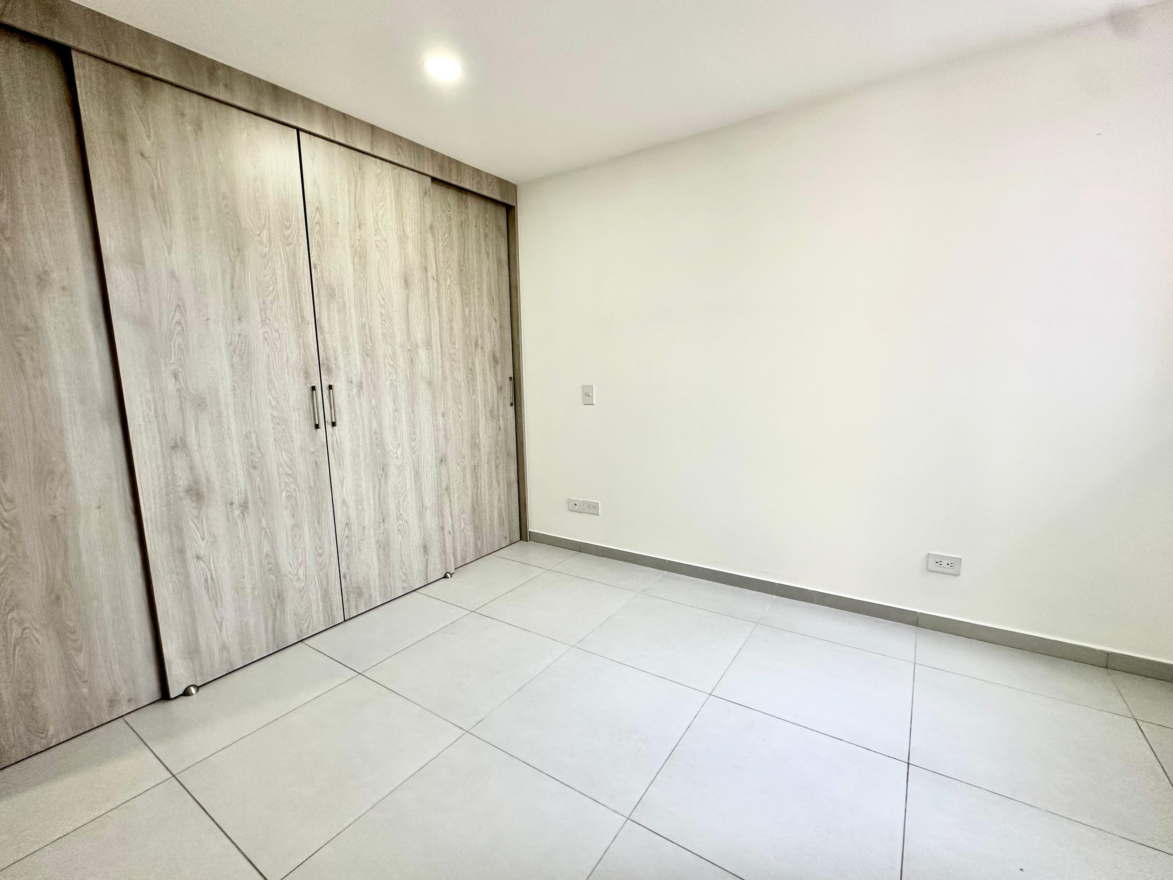 Apartment for Sale in Medellín, San Diego Poblado Neighborhood, Metropolitan Apartments