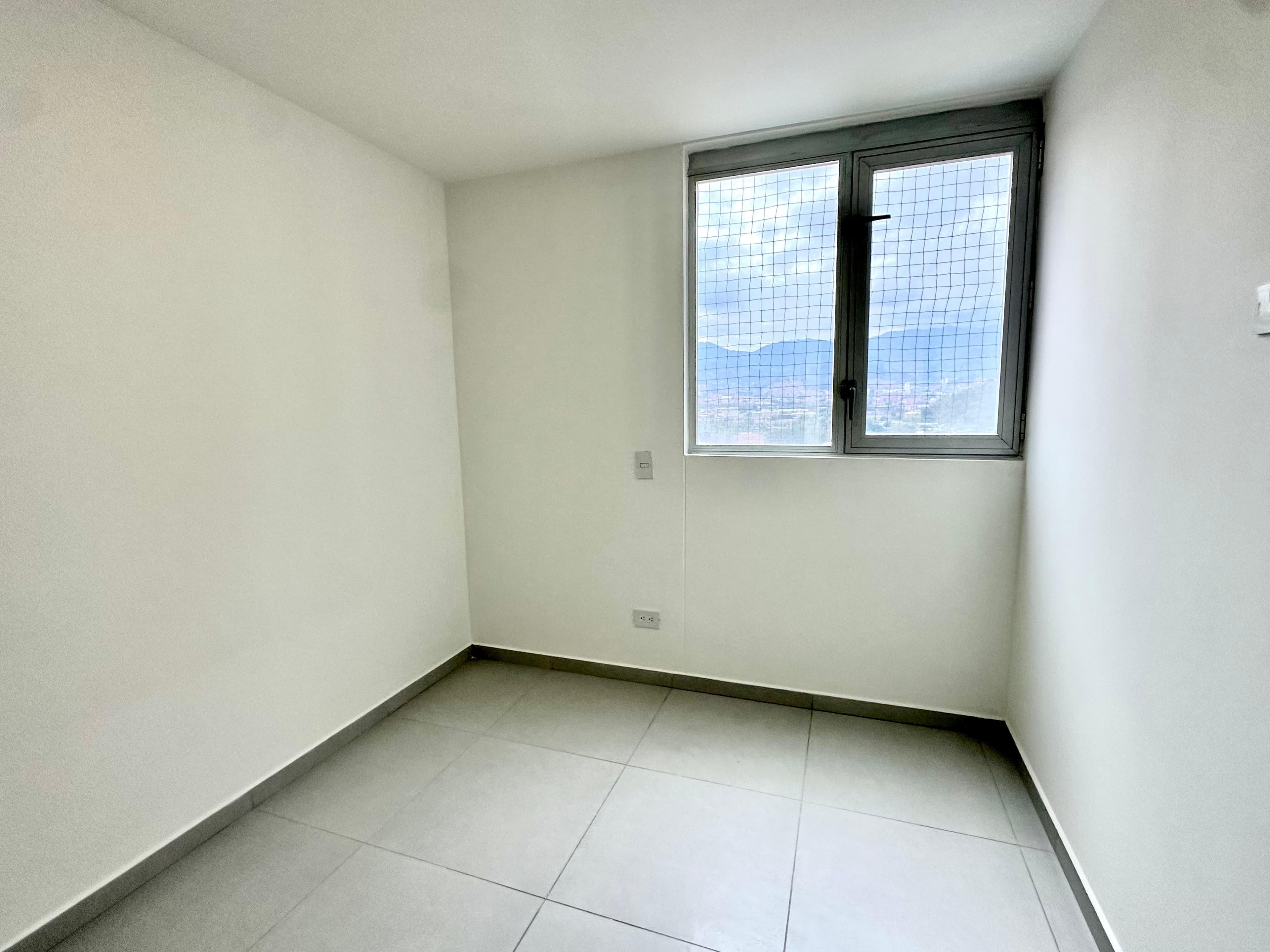 Apartment for Sale in Medellín, San Diego Poblado Neighborhood, Metropolitan Apartments