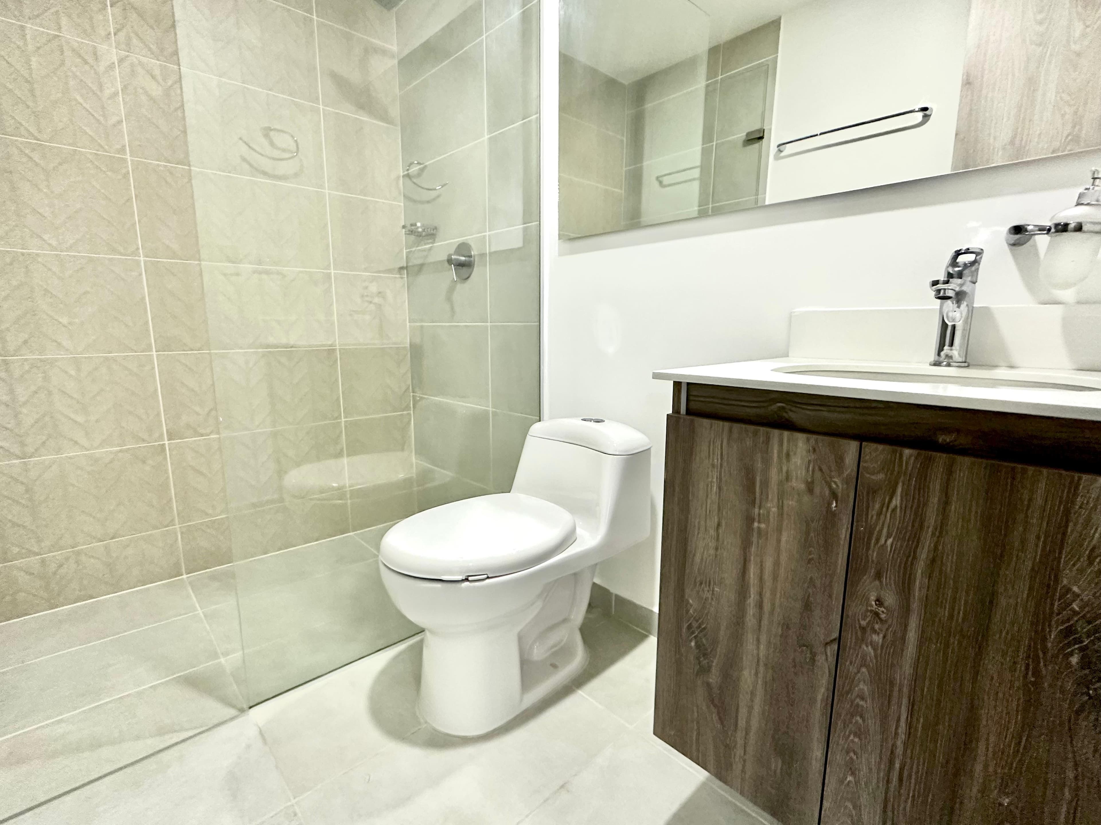 Apartment for Sale in Medellín, San Diego Poblado Neighborhood, Metropolitan Apartments