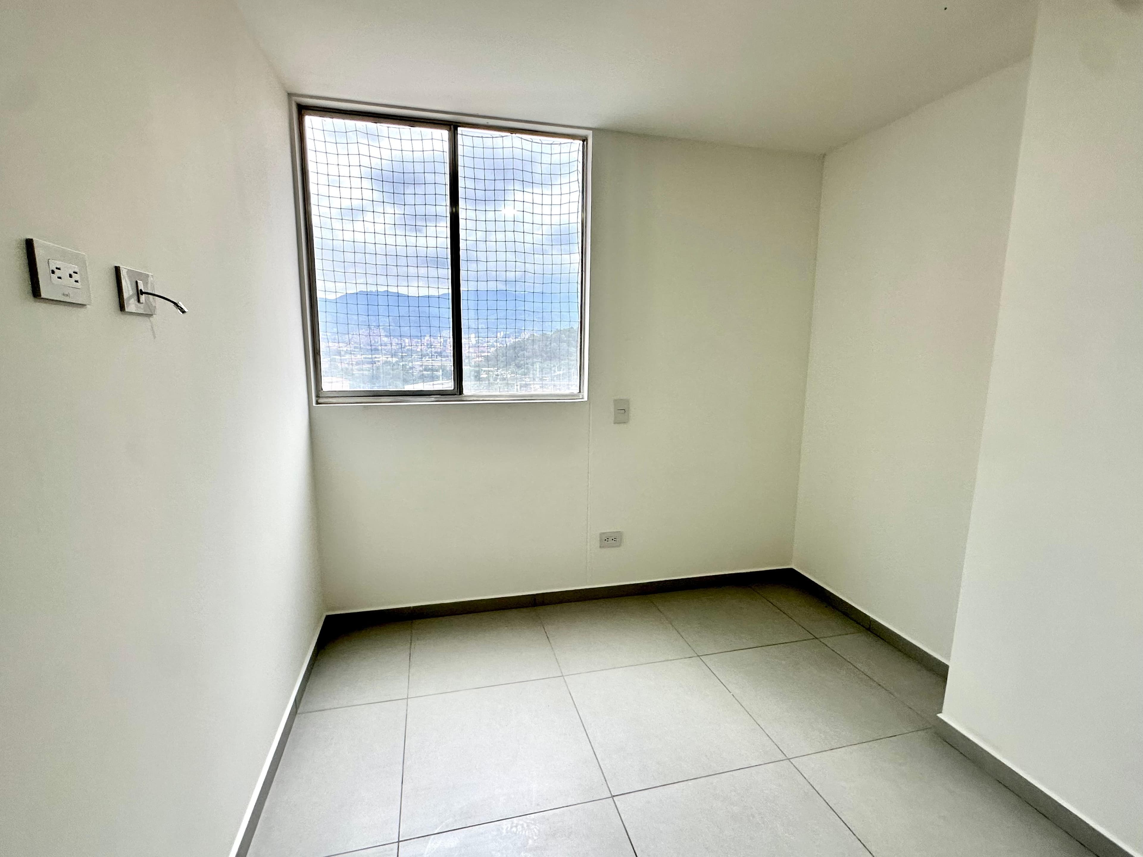 Apartment for Sale in Medellín, San Diego Poblado Neighborhood, Metropolitan Apartments