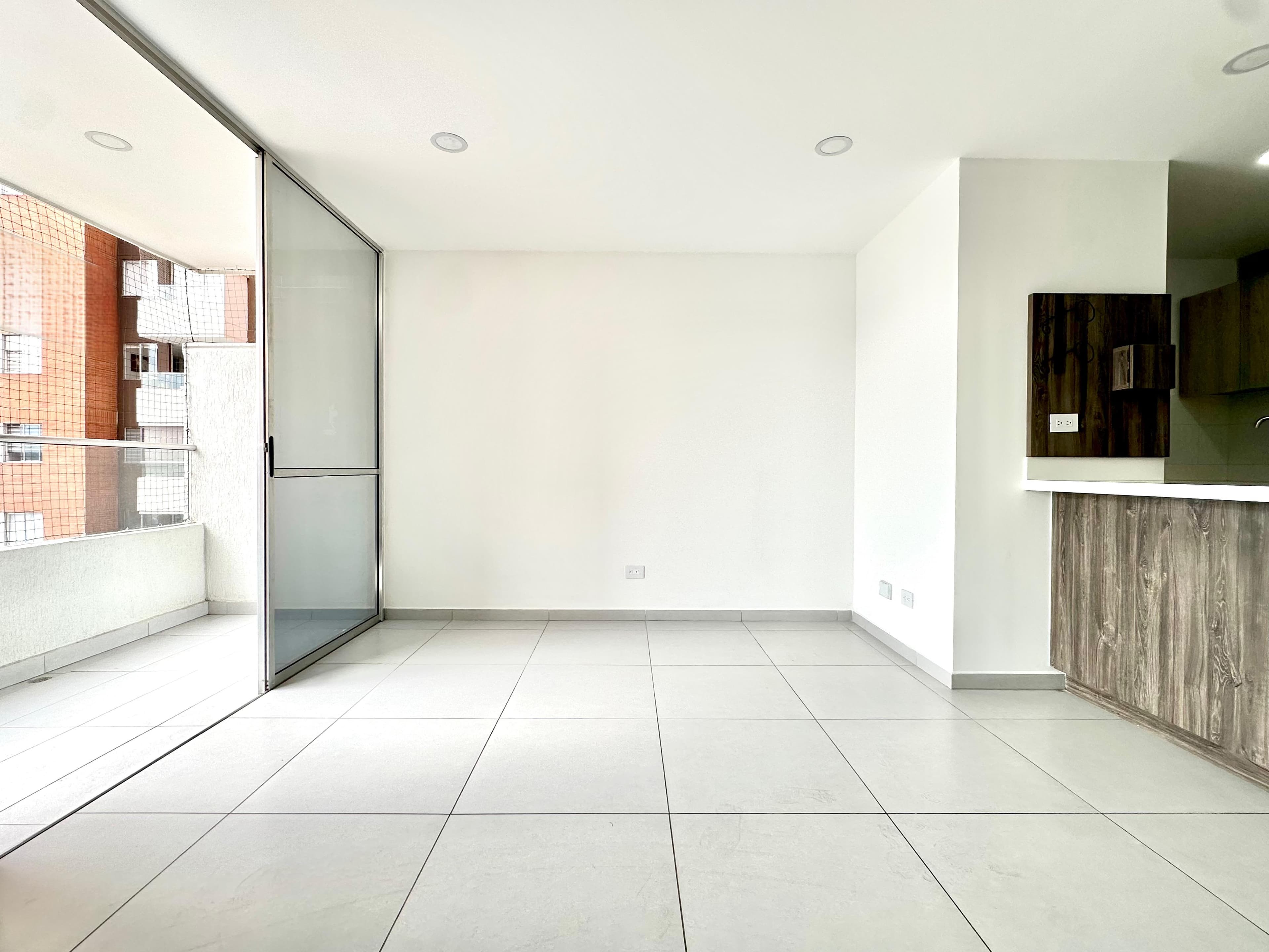 Apartment for Sale in Medellín, San Diego Poblado Neighborhood, Metropolitan Apartments