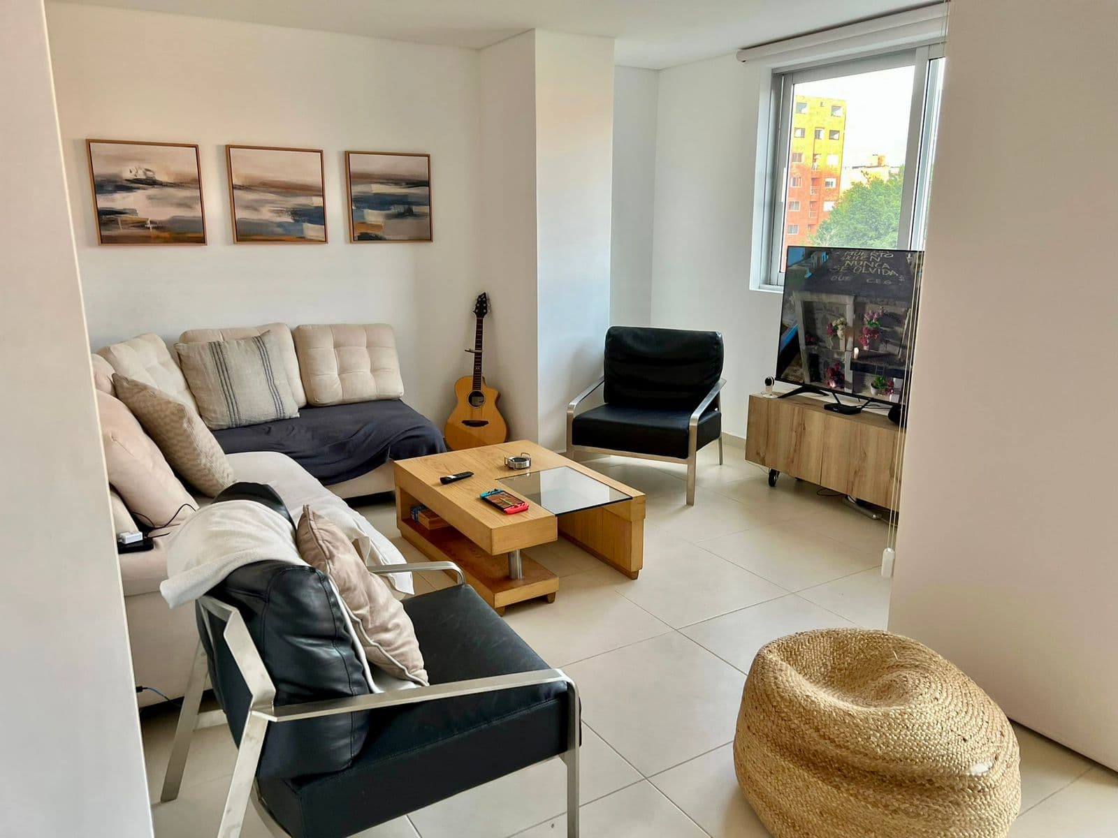 Apartment for Sale in Medellín's Laureles Neighborhood, Airbnb License