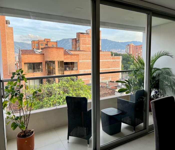 Apartment for Sale in Medellín's Laureles Neighborhood, Airbnb License