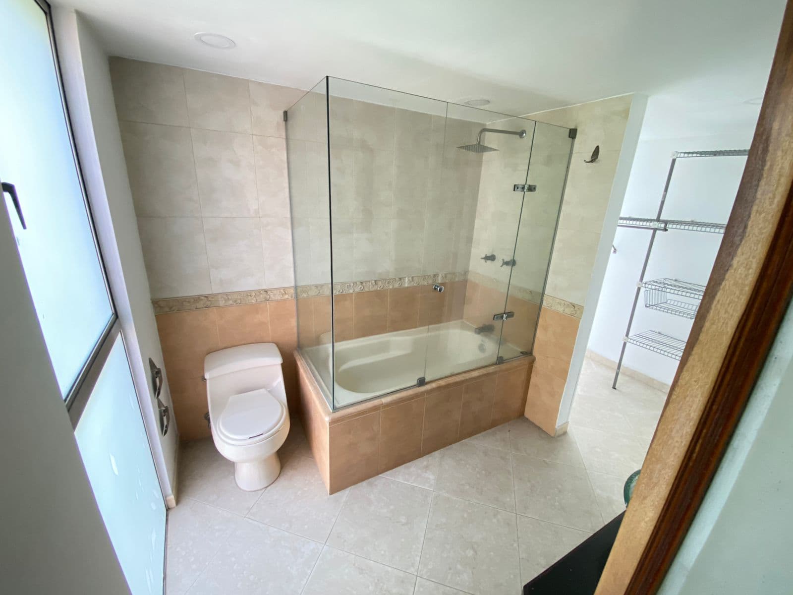 Duplex Apartment for Sale in Medellín, San Diego Poblado Neighborhood—Ciudadela San Diego Complex