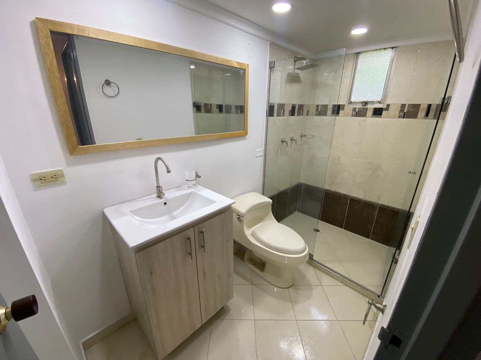 Duplex Apartment for Sale in Medellín, San Diego Poblado Neighborhood—Ciudadela San Diego Complex