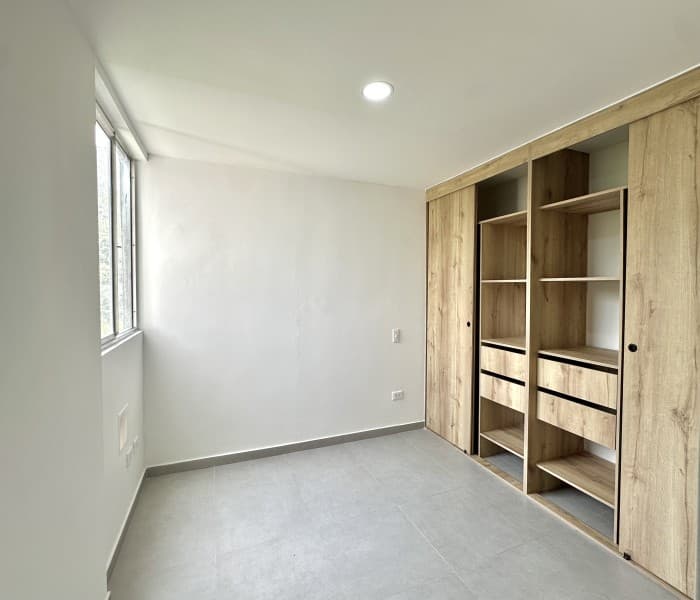 Apartment for Sale in the Las Lomitas Neighborhood, Sabaneta—Monteflor Acacia Complex