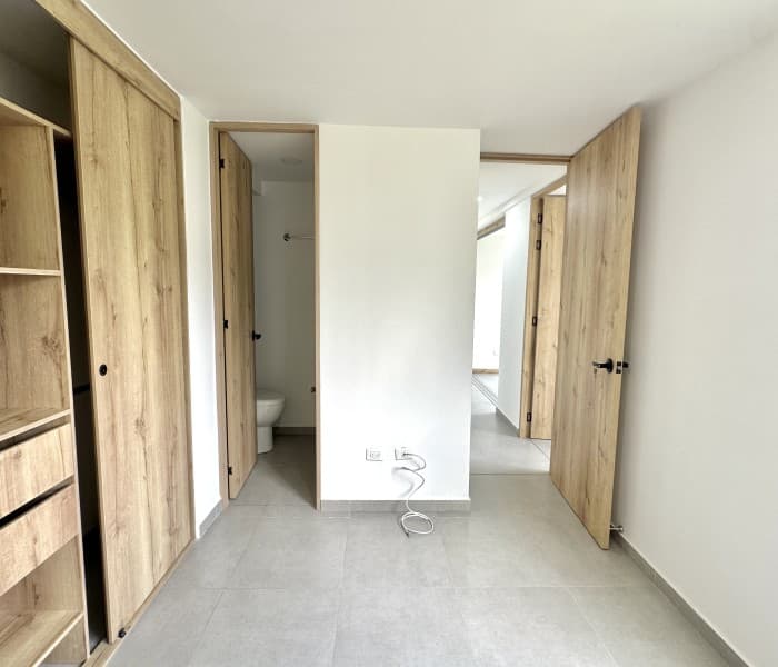 Apartment for Sale in the Las Lomitas Neighborhood, Sabaneta—Monteflor Acacia Complex