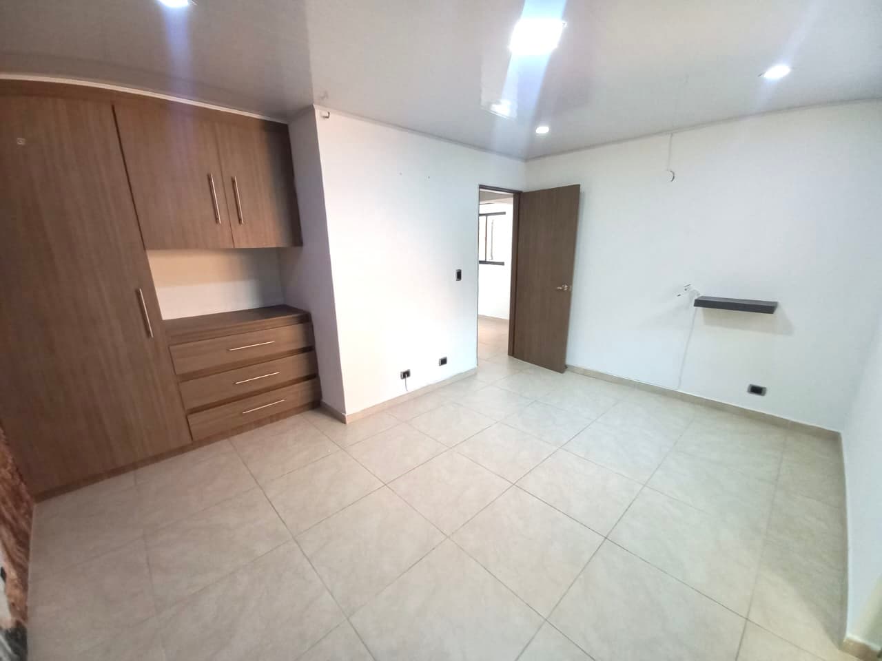 Apartment for Sale in the San Javier Neighborhood, Medellín—Near the Metro Station