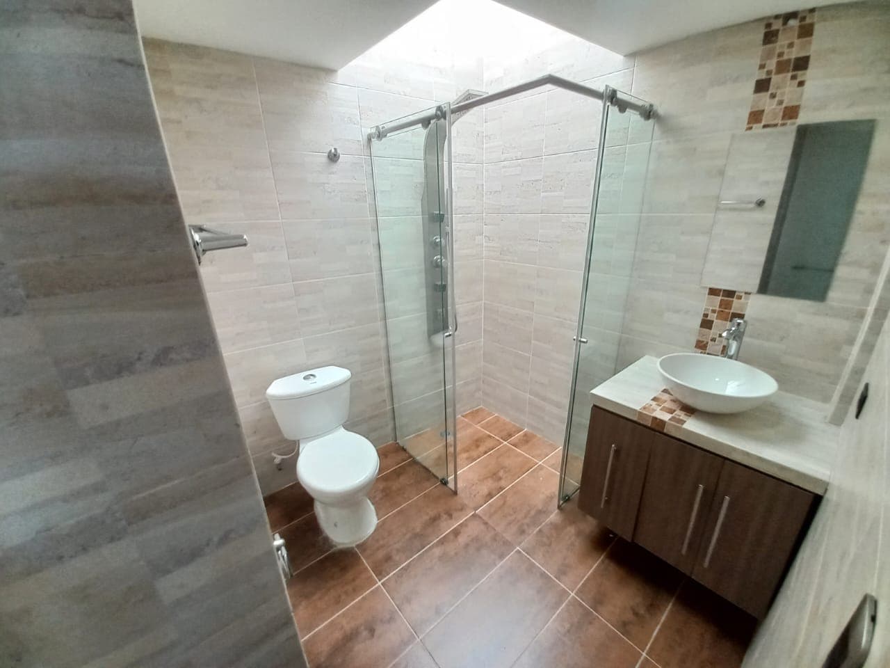 Apartment for Sale in the San Javier Neighborhood, Medellín—Near the Metro Station