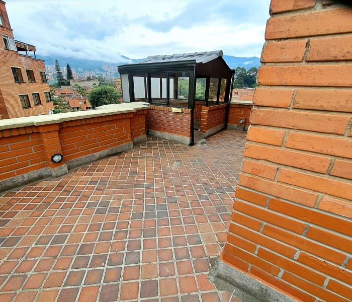 Duplex Apartment for Sale in Envigado, Las Vegas Neighborhood—Urb Portal Del Valle