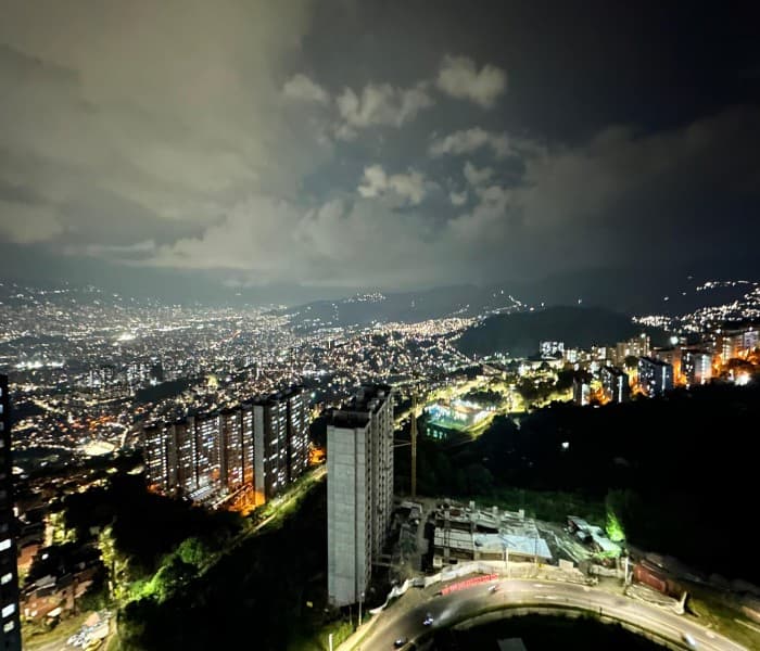 Apartment for Rent in the Robledo Pajarito Area—Luna Del Valle Development