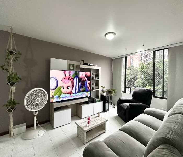 Apartment for Sale in the Loma de San Julian Neighborhood, El Poblado, Medellín