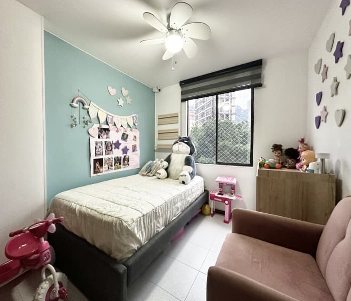 Apartment for Sale in the Loma de San Julian Neighborhood, El Poblado, Medellín