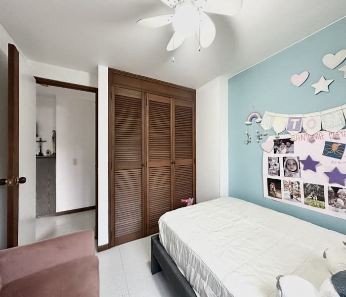 Apartment for Sale in the Loma de San Julian Neighborhood, El Poblado, Medellín