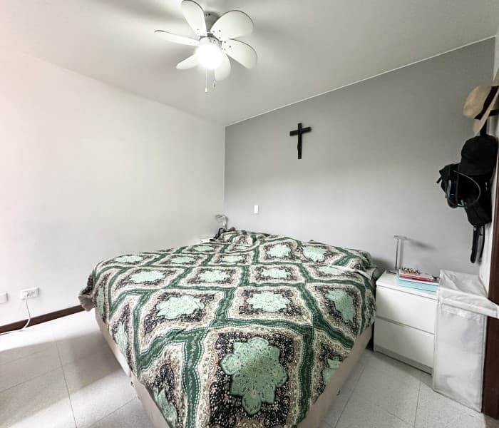 Apartment for Sale in the Loma de San Julian Neighborhood, El Poblado, Medellín