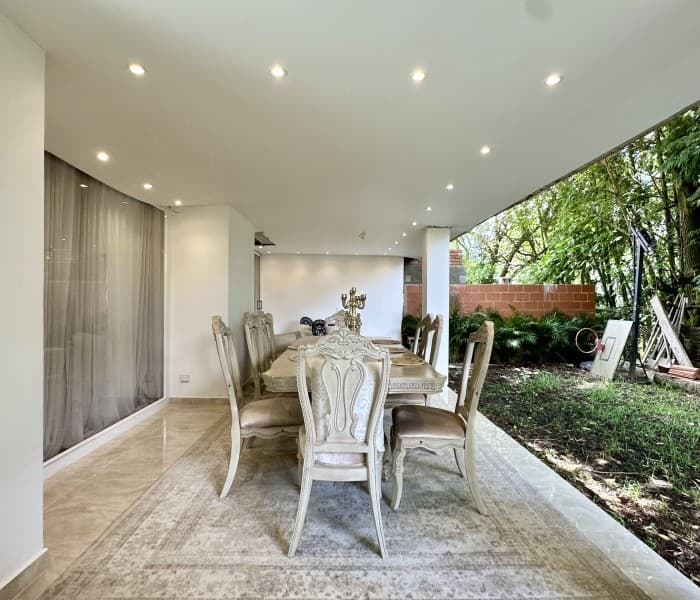 Renovated House for Sale in the Loma de las Brujas Area—Colina Campestre Complex