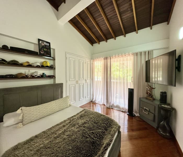 Renovated House for Sale in the Loma de las Brujas Area—Colina Campestre Complex