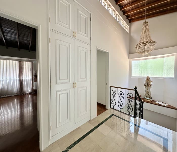 Renovated House for Sale in the Loma de las Brujas Area—Colina Campestre Complex