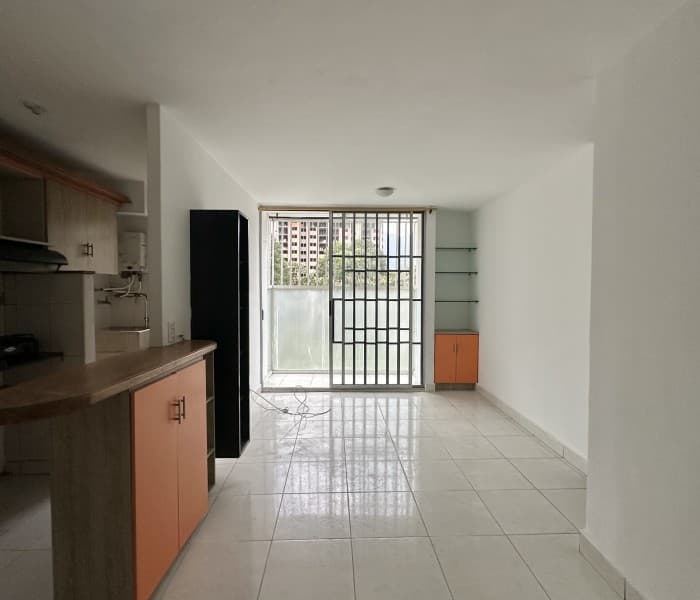 Apartment for Rent in the Serramonte Area, Bello—Serranova Open-Concept Unit