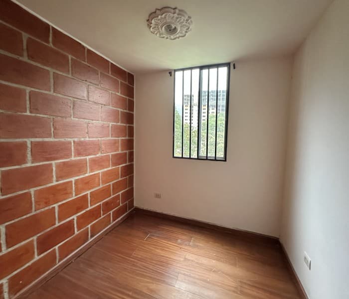 Apartment for Rent in the Serramonte Area, Bello—Serranova Open-Concept Unit