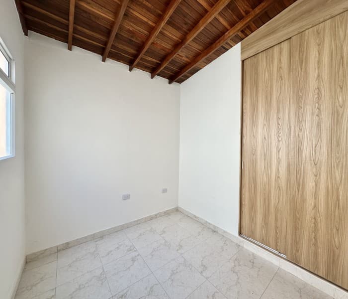 Second-Floor House for Rent in the Belén Neighborhood of San Bernardo, Medellín