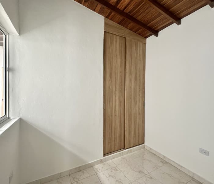 Second-Floor House for Rent in the Belén Neighborhood of San Bernardo, Medellín