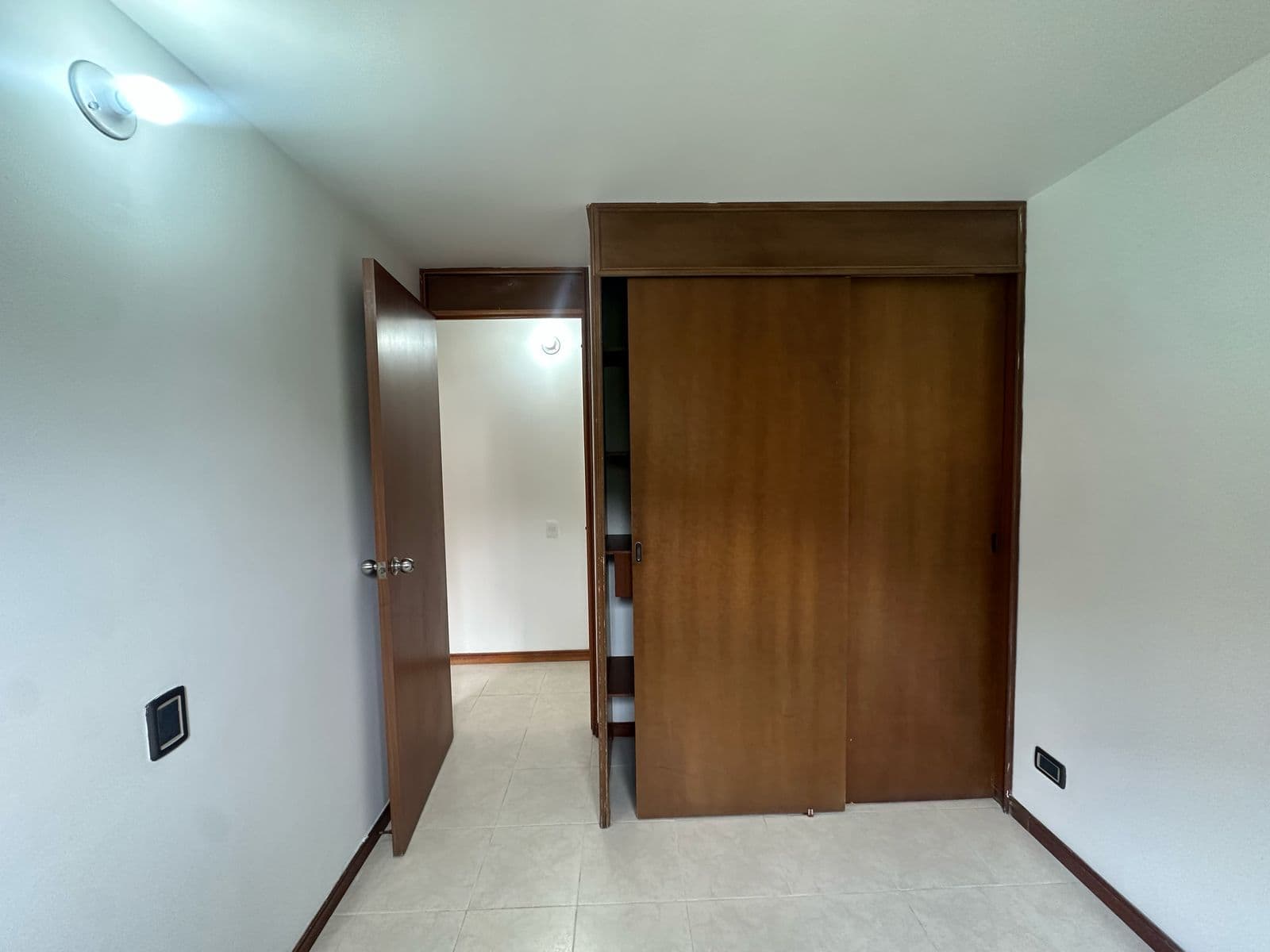 Apartment for Rent, El Poblado Neighborhood, La Valvanera Complex