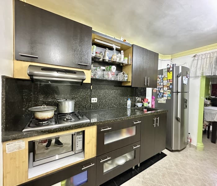 House for Sale in the La Gran Avenida Neighborhood, Bello