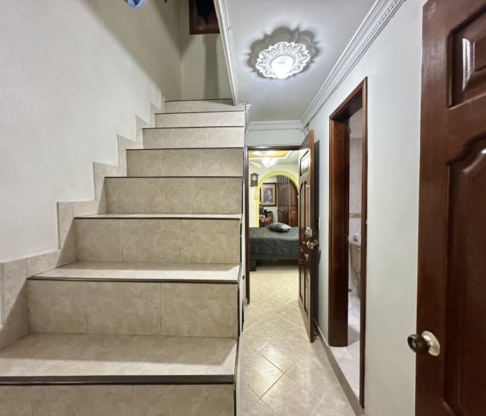 House for Sale in the La Gran Avenida Neighborhood, Bello
