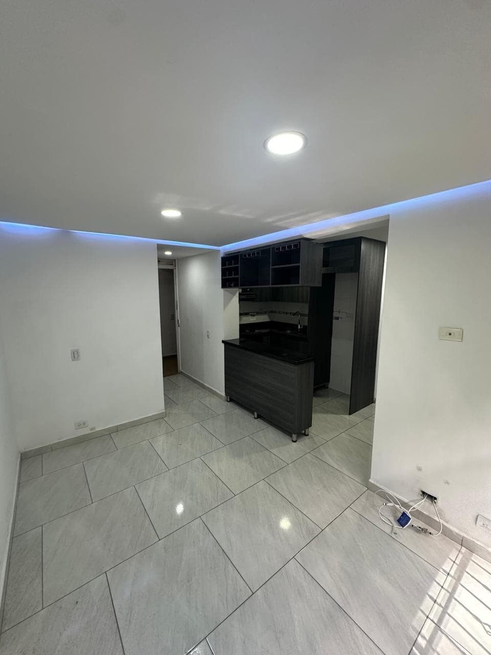 Apartment for Sale, Pajarito Neighborhood, Robledo—Luna Del Valle Complex