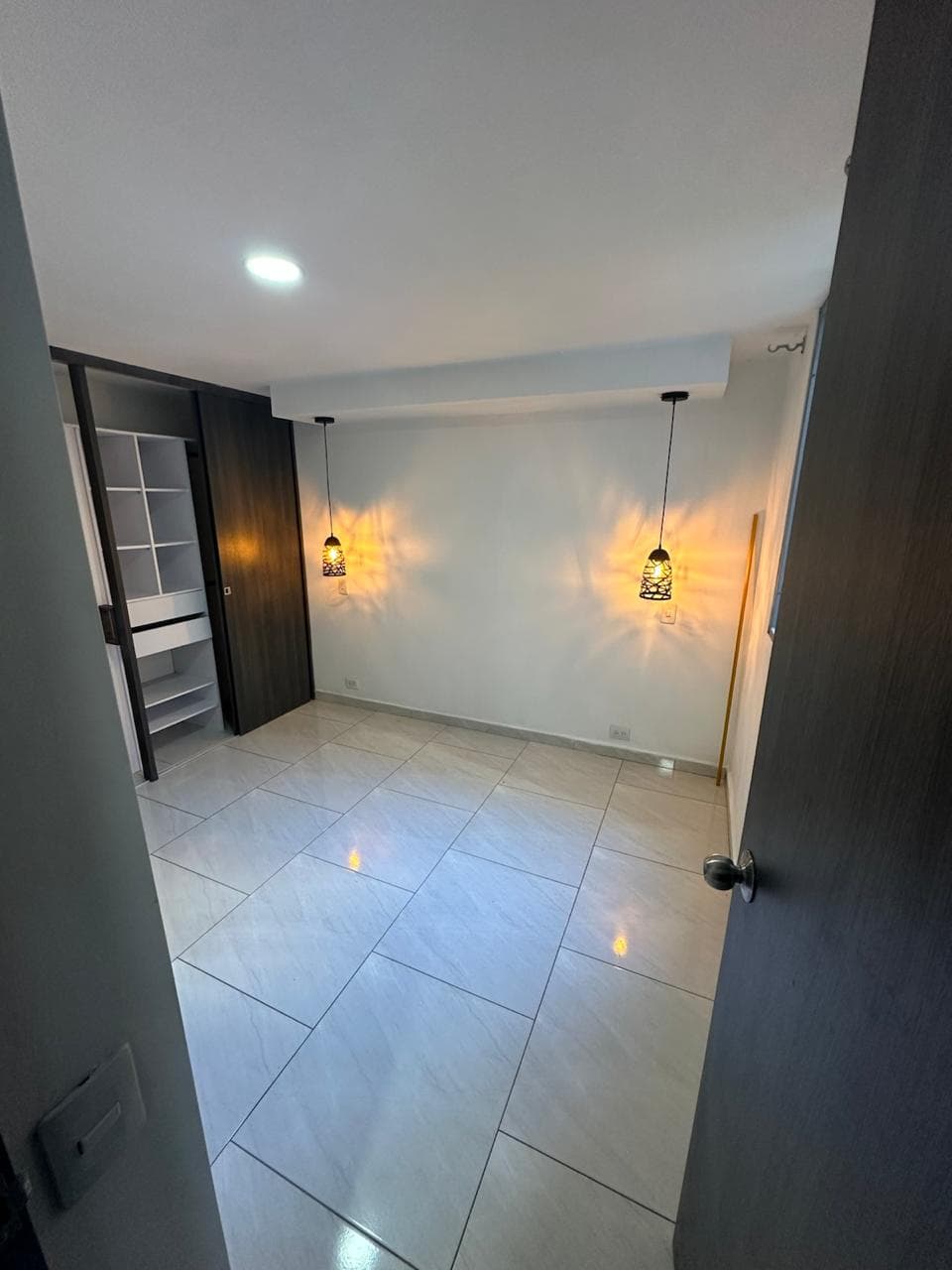 Apartment for Sale, Pajarito Neighborhood, Robledo—Luna Del Valle Complex