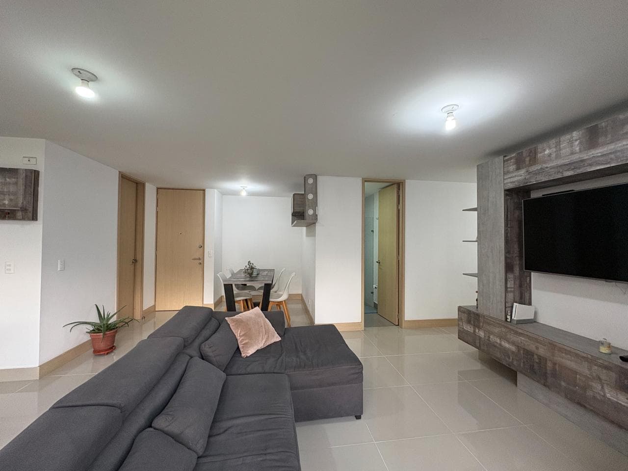 Apartment for Sale in the Loma del Indio Area, Poblado—Citte Complex
