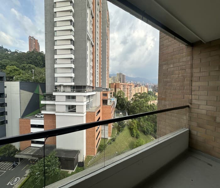 Apartment for Rent, Castropol Area, Poblado—Brassia Complex